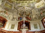 Hall m�rmol