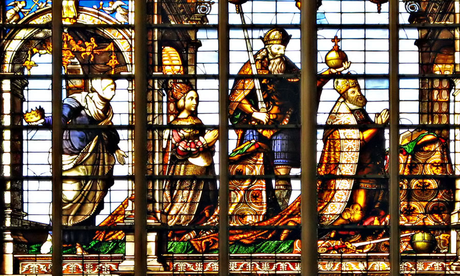Vidriera Catedral de San Miguel y Santa G&uacute;dula