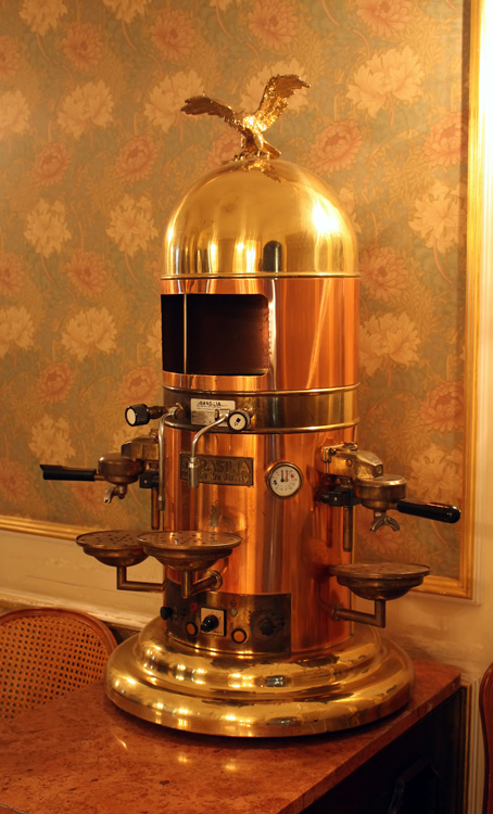 Cafetera italiana Brasilia en Budapest