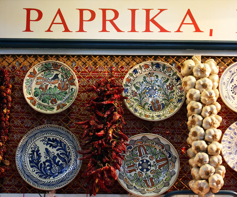 >Paprika y ajos en el Mercado Central de Budapest