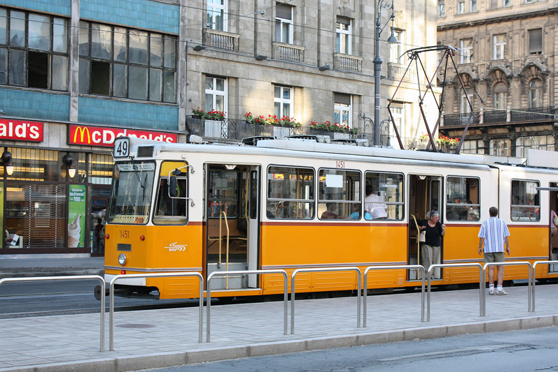 Vag&oacute;n de tranv&iacute; en Budapest