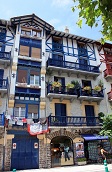 Casas en la plaza Gipuzkoa