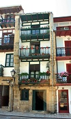 Casas en la plaza Gipuzkoa