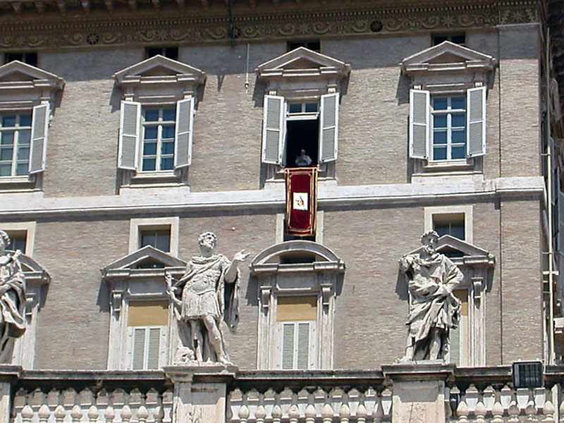 Papa Angelus San Pedro
