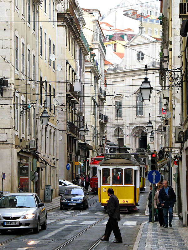 Tranv&iacute;a carreira 28, Lisboa