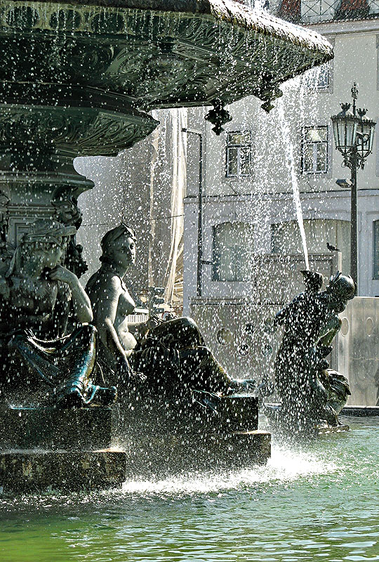 Fuente barroca Plaza Rossio, Lisboa