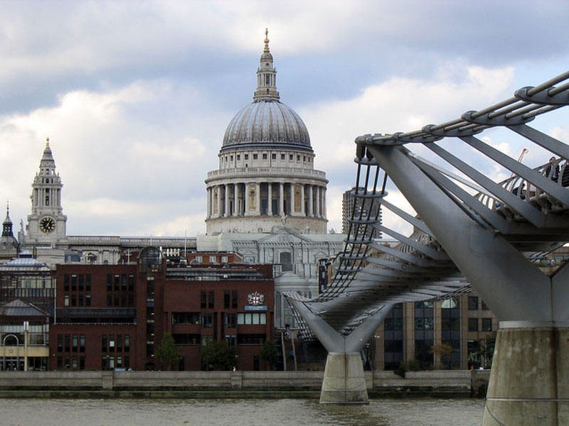St Paul's Cathedral y Millenium Bridge