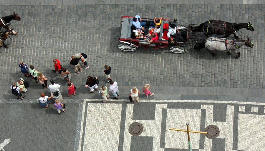 Coche de caballos desde el ayuntamiento de Praga