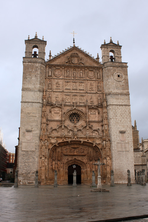 Fachada de la iglesia de San Pablo. Valladolid