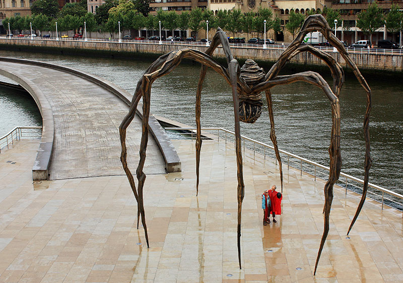 Mam&aacute;, la ara&ntilde;a de Louise Bourgeois en el Guggenheim